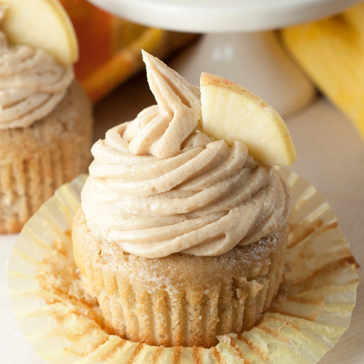 millyrecetas's tweet image. Cupcakes de Sidra de Manzana con Frosting de Canela y Azúcar Morena millyrecetas.wordpress.com/2025/04/10/cup… 

#Recetas #RecipeTopics #Cupcakes #FelizSabadoParaTodos