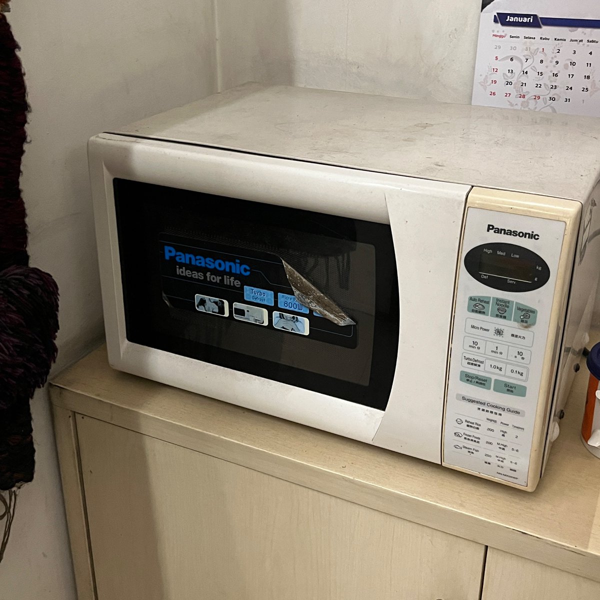 pundingin's tweet photo. Ramadan 2024: beli Microwave low-watt Toshiba (Midea) 800rb spy tidak berebut dapur saat sahur di kosan (foto 1)

Ramadan 2025: beli Microwave Panasonic idaman (foto 2) u/ menggantikan microwave ibunda yg rusak magnetronnya setelah 21th pemakaian (foto 3)

Cerita lebih lanjut ⬇️ https://t.co/fgzCPe5nbZ