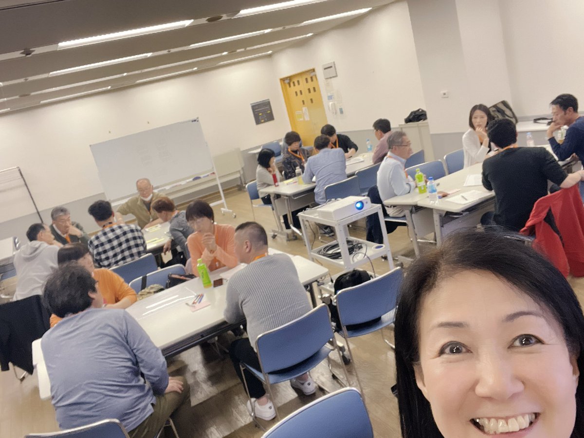 suzukimikatyo22's tweet image. ワークショップ「私達の食料、大丈夫？」
大盛況で無事終了！
他区や大阪から帰省中の一般の方もご参加頂きました。
現状を知り、情報共有した上で、自分達が何が出来るかを考える。
今後に繋がるとても活発で有意義な会となりました。
ご参加頂いた皆様、有難うございました🙇‍♀️
＃鈴木みか
#食と健康