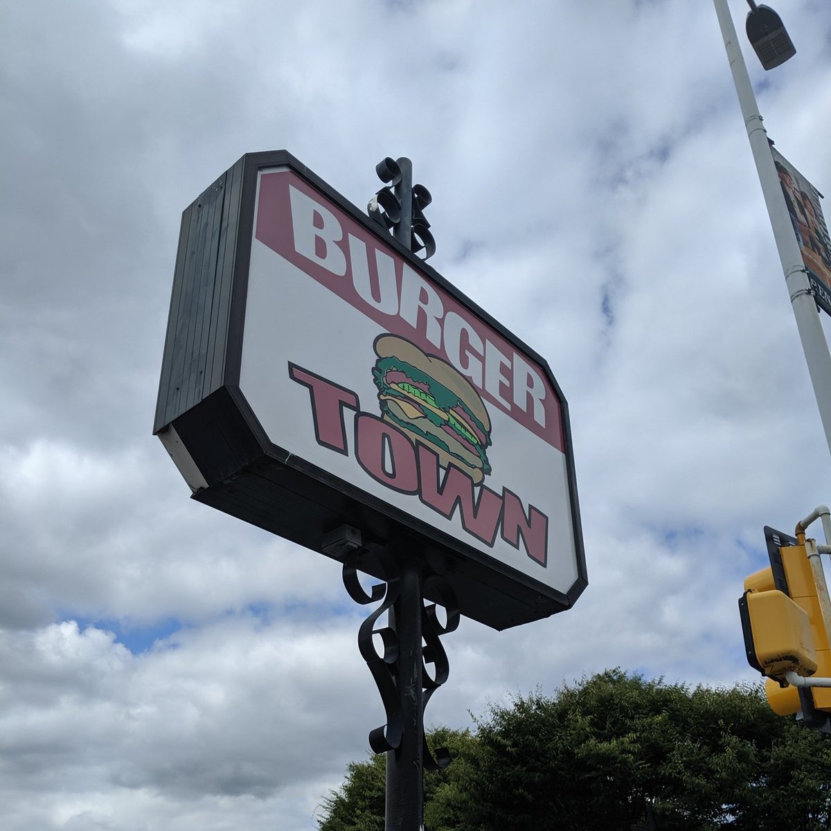 The Burger Bastard tweet media