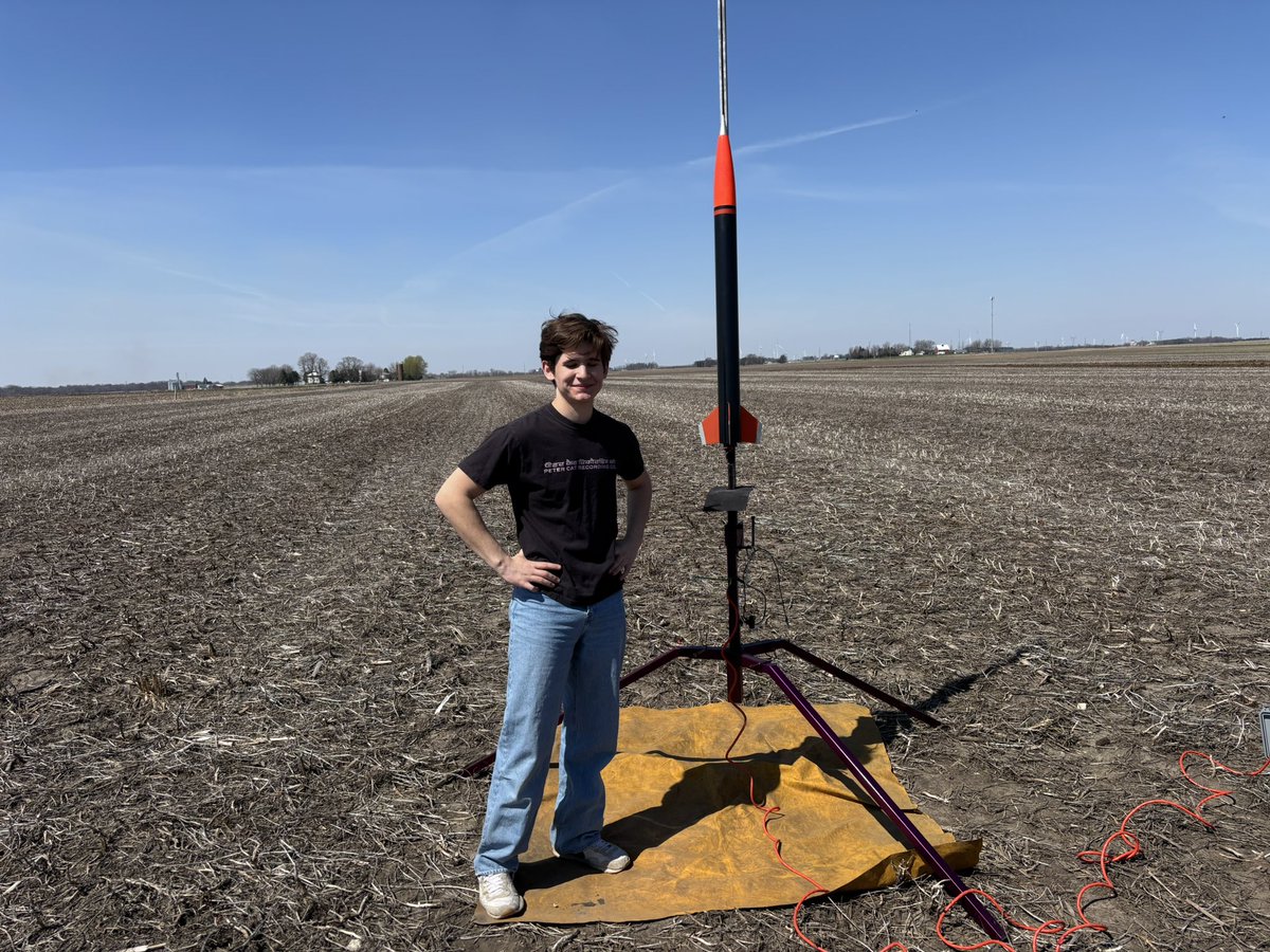 Mr. Tegtmeyer's STEM tweet media