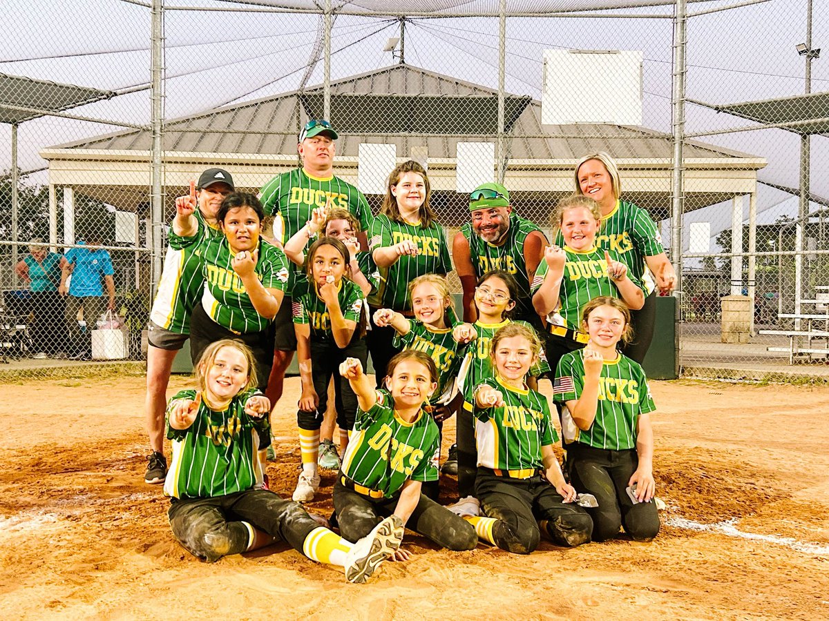 alex7596's tweet photo. Hang The Banner 
10U Ducks Season and Tournament Champs
4-0 Tournament 
16-1-1 overall 
#ChampCity
#WoodlandsTx https://t.co/VCphsBCPd7