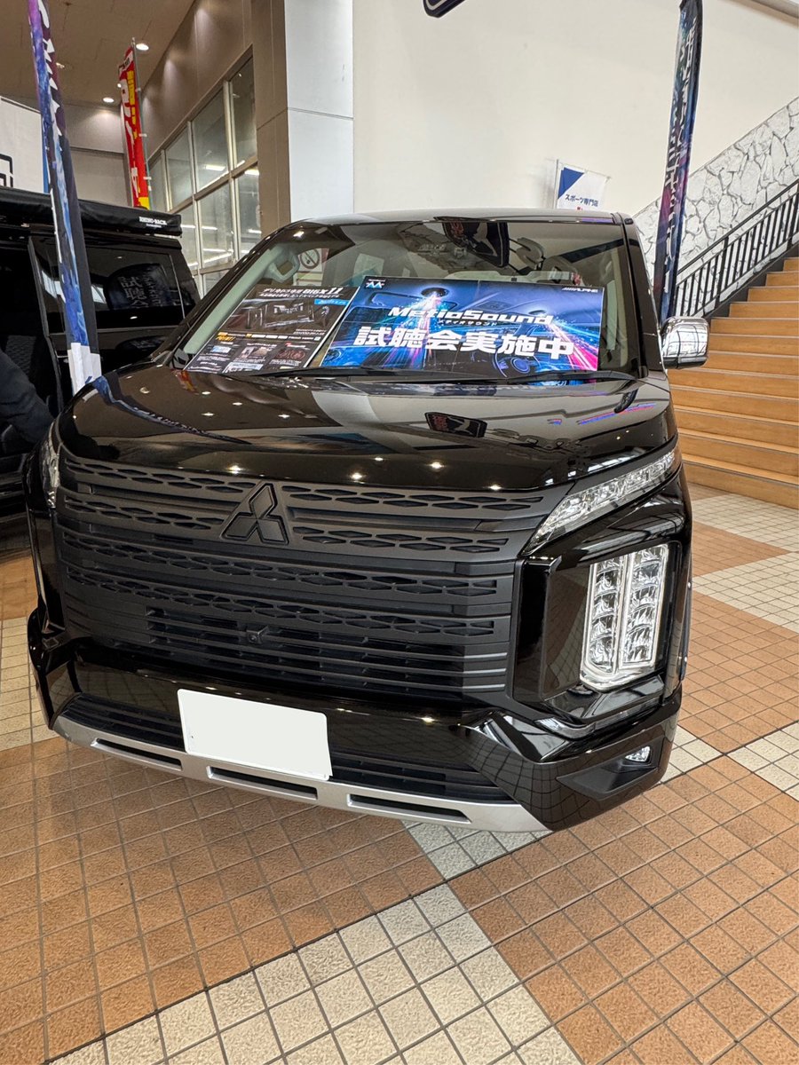 hi_hiro804's tweet photo. 気になるもの確認できたし、
お話できたし帰りますかね。

買うには説得しないとね💸

#コルトスピード
#ALPINE
#LANDLIC
#スーパーオートバックス 
#デリカD5 https://t.co/CM8ykWZfdm