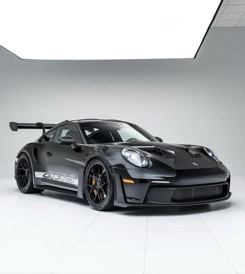 Jordan92338366's tweet photo. 992 GT3RS Weissach 🥷🏁 https://t.co/P1OW3hobjV