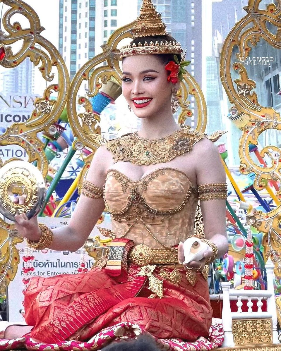 tvpoolsocial's tweet photo. สวย สง่างาม เป็นอย่างมาก #อิงฟ้า กับลุค #นางสงกรานต์2568 งดงามเกินคำบรรยายจริงๆ...!

#ทีวีพูล #อิงฟ้าวราหะ https://t.co/ZbQozeY2St