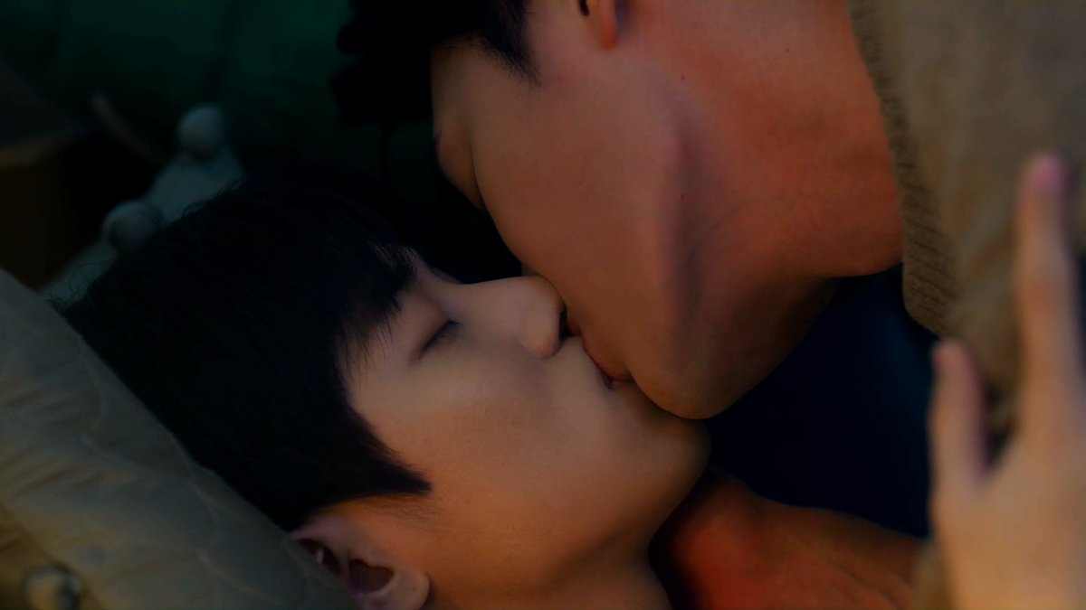 xiaobabiiwawa's tweet image. Missing #SemanticError so much so I rewatched it again 🥺
This is still my favorite scene among all~~~