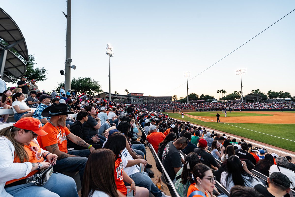 UTRGV Baseball tweet media