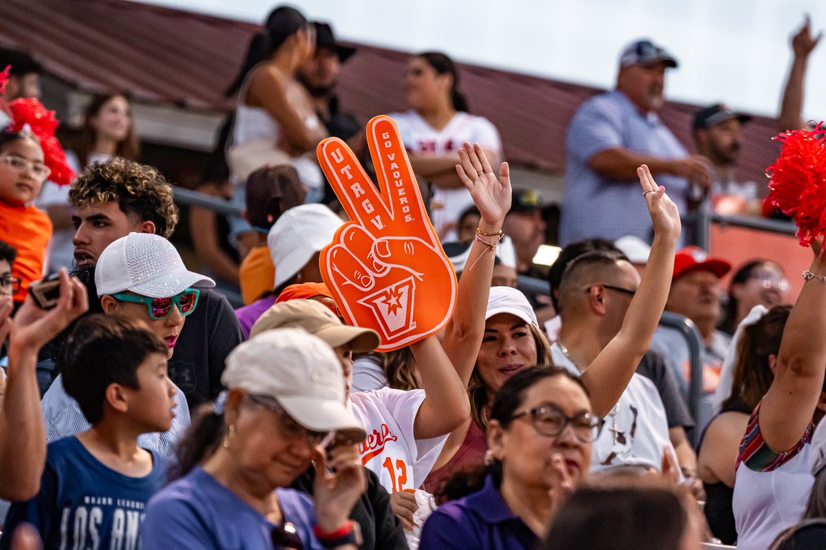 UTRGV Baseball tweet media