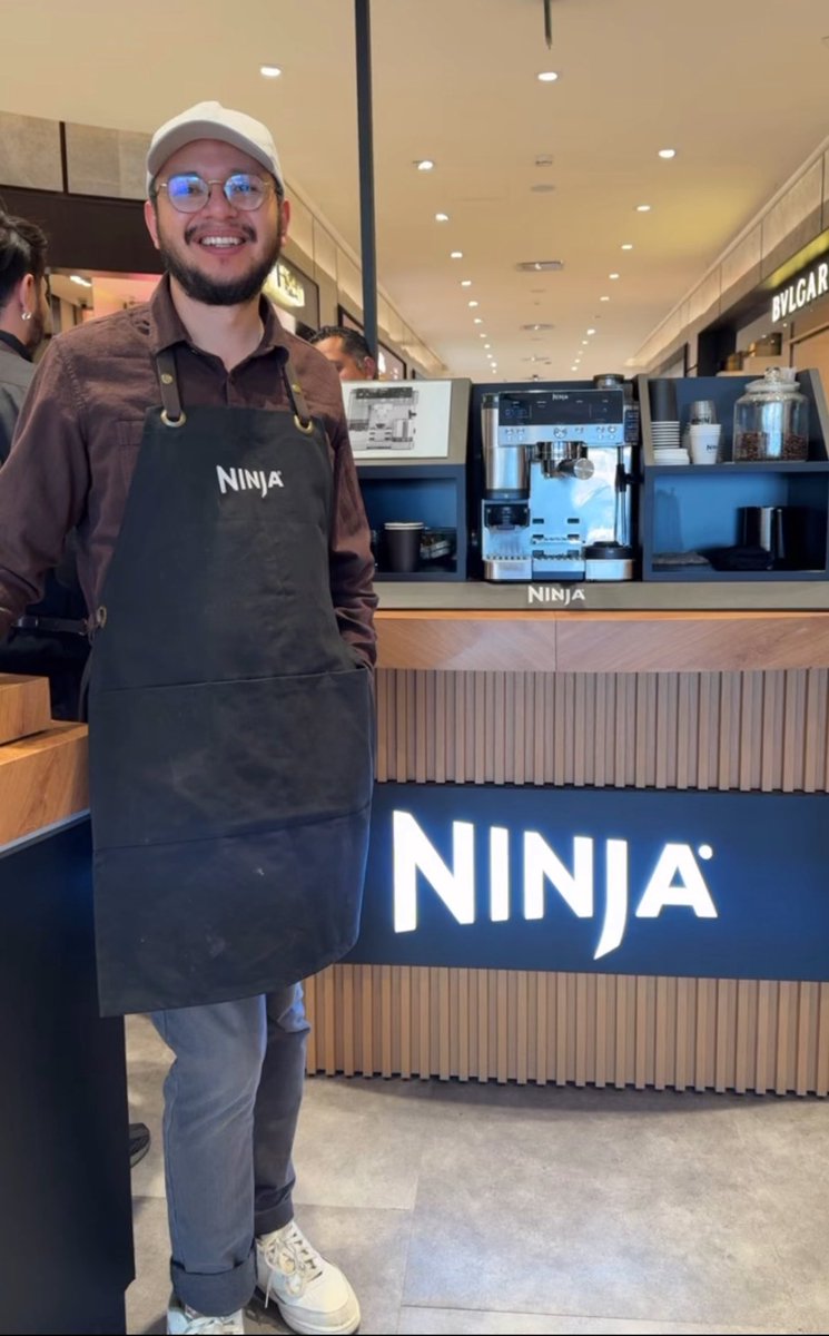 perrito barista tweet media