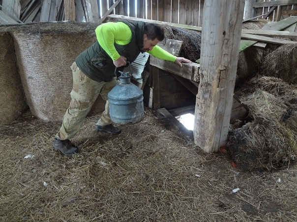 joshuaeeriksen's tweet image. Happy Passover today, at the farm, using milk jug, go for a 3 set 13 rep alternate bent over milk jug rows then add progressive resistance overload for desired effect. #2Timothy1:7 #stayingalivein2025 #fattofitnoquit #fightyoflight #fababs #icanucantoo #generationjoshua

@