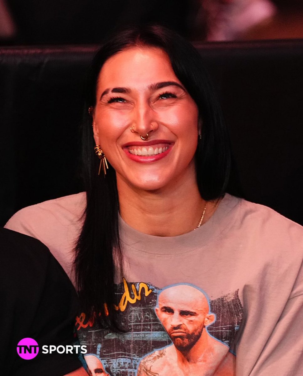 she’s so cute it’s ridiculous