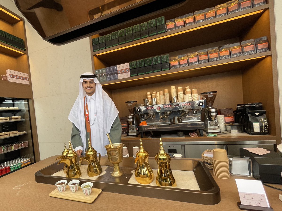 大阪万博はサウジアラビア館すごすぎた…！展示の完成度えぐいし、普通