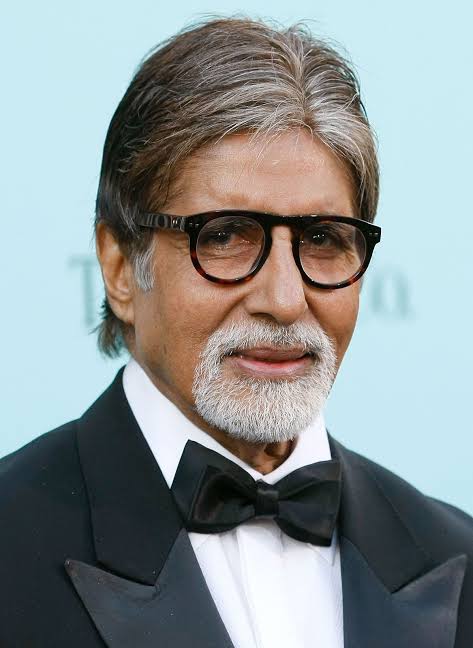 MujahirBO's tweet photo. Actors with maximum Superhits or better verdict films 

Dharmendra: 40
Amitabh:28 (incl. Mohabbatein, K3G, BAB)
Dilip Kumar:26
Jeetendra:25 
Salman Khan:20 
Shahrukh Khan:18 
Rajendra Kumar:18  
Rajesh Khanna:16
Akshay Kumar/Sunil Dutt/Rishi Kapoor:15
Ajay Devgn:13 
Sunny Deol:12 https://t.co/3FvnIadcwH