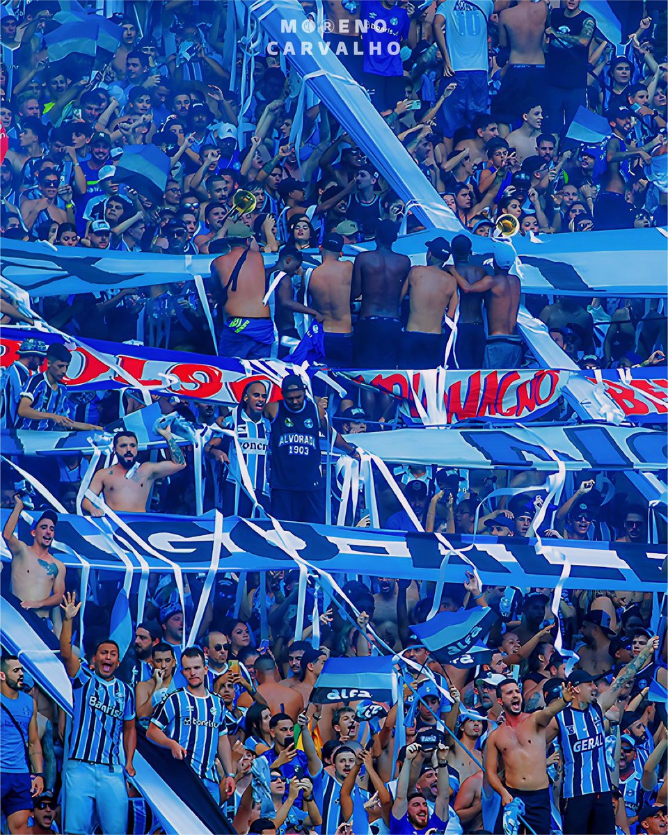 morenocarvalho_'s tweet photo. Dia de Grêmio! 🇪🇪🎉🍷🍺🥁🎺
📷 @morenocarvalho_ / @pontomultimidia
#brasileiraobetano #brasileirao2025 #grexfla #gremio #flamengo #arfocrs https://t.co/g6iEXVzvRp