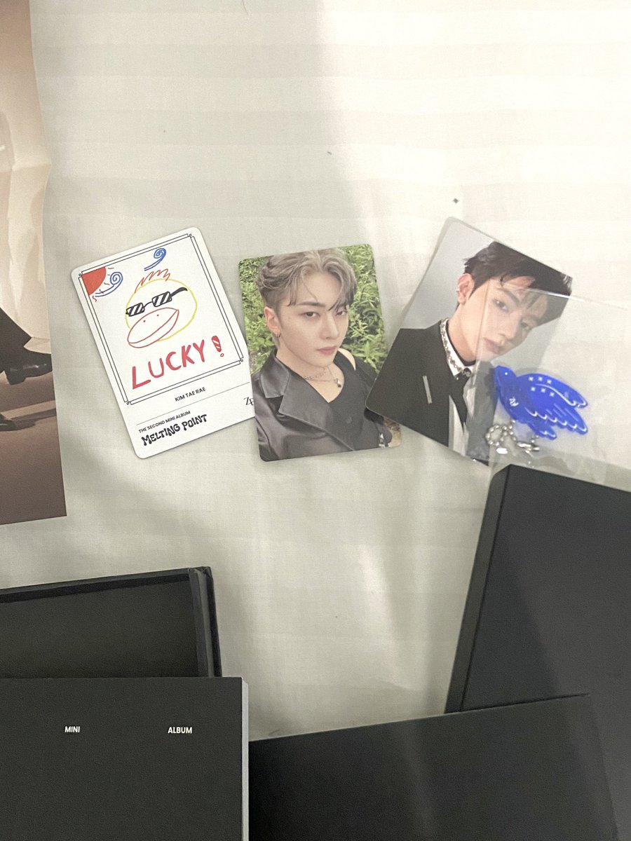 geonugie's tweet photo. WTS Album Melting Point ZB1 Loyalty Ver unsealed 

lengkap dapet semuanyaa beli di korea only ✨165.000 bs shopee or manual

wtb wtt zb1 zerobaseone melpo album pc  hanbin matthew zhanghao ina https://t.co/eOQbpo467X