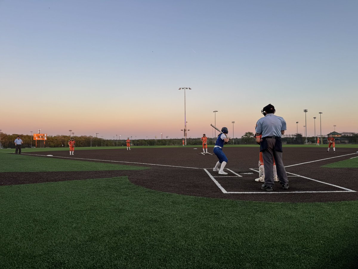 Today was about as full as a day could be. I went up to Florence to see the finishing rounds of the Lauderdale County Tournament. 

Side note: the new turf complex at the Florence Sportsplex is superb. 

So much fun seeing my old <a href="/brooks_softball/">Brooks High School Softball</a> friends again!

During the day, I
