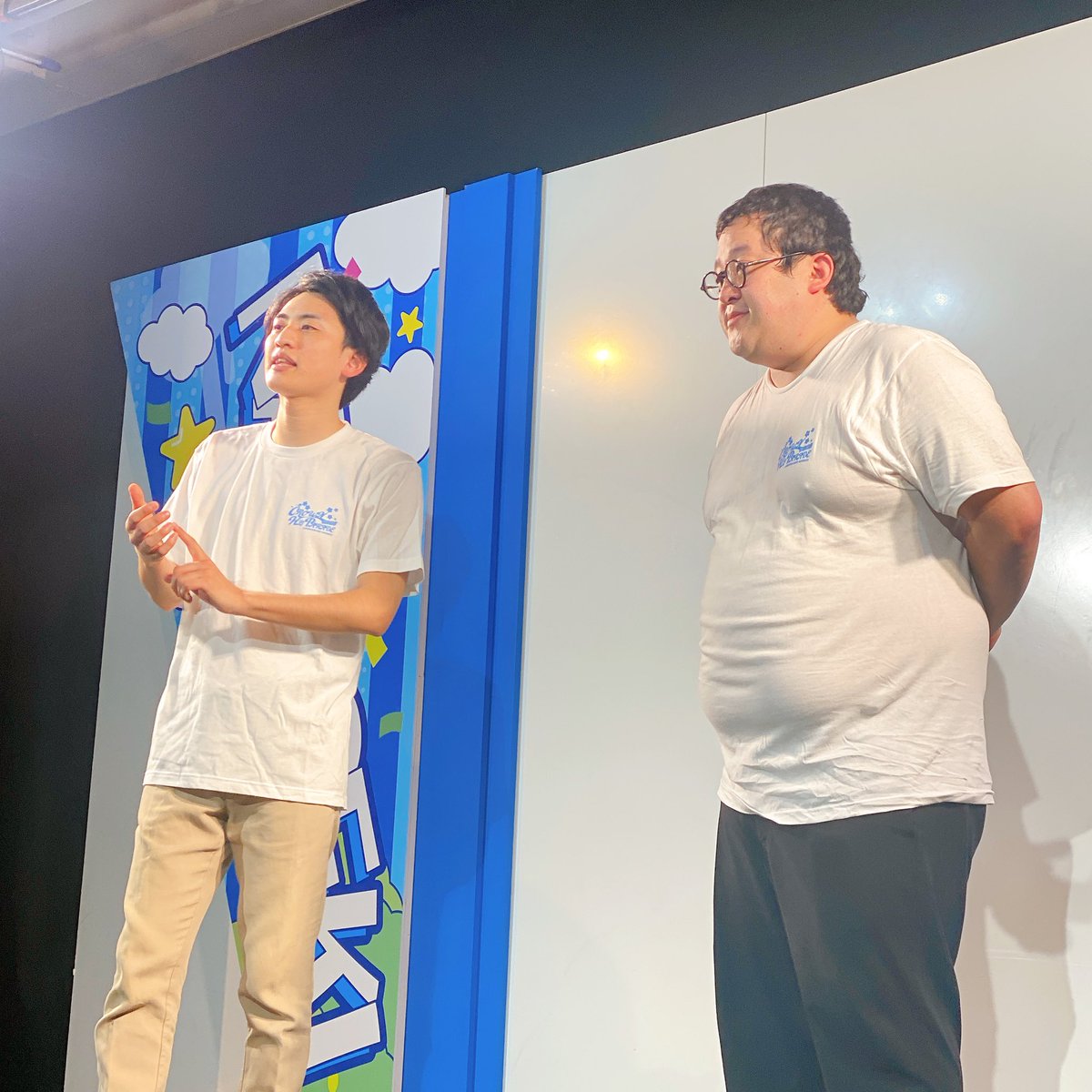kururi_k's tweet photo. 年に一度、健康診断と同じ頻度で春とヒコーキのソロライブをみるのは文化的健全において良い。
「ダウ90000にはいりたいデブ」は、今度毎年アップデートすることで何らかの指標にしていきたいです。
文化的人間ドック、春ヒコ。

 #クラウン2025 https://t.co/tvdCShx4Xd