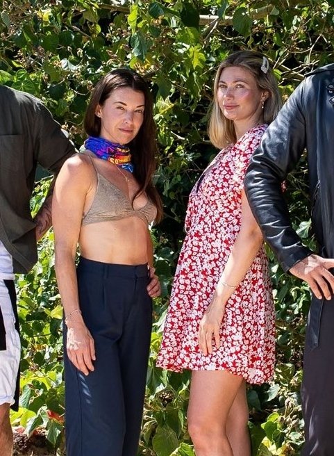 corriefique's tweet photo. also... this is literally so crazy #survivorAU https://t.co/iD3LuZlbf4