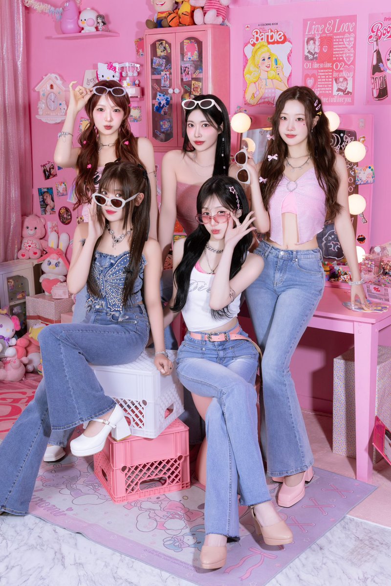 loveone_twt's tweet photo. LOVEONE 2nd single 『𝘿𝙧𝙖𝙢𝙖 𝙌𝙪𝙚𝙚𝙣』

Concept photo - Pink ver.

➔ 2025.04.25 6PM (KST) Release

#LOVEONE #러브원 
#DRAMAQUEEN https://t.co/rmtdvHZ7TL