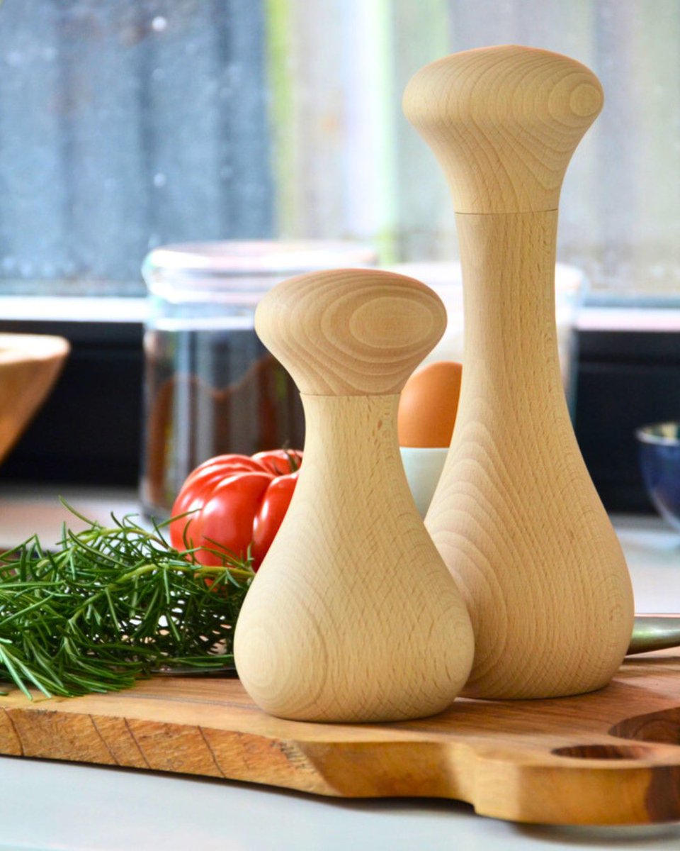 Flo salt &amp; pepper grinders 🍝⁠
⁠
The absence of an unsightly fixing knob and the slender elegance of this design makes Flo the perfect fit for your hand. The grinder is made from sustainably harvested solid European beech
⁠
#dykeanddean #homewares #interiordesign⁠