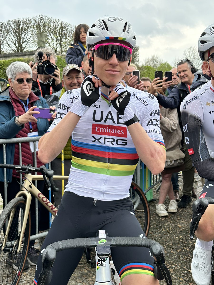 parisroubaix's tweet photo. 🔥 Ready 🔥

#ParisRoubaix https://t.co/HQNVzKrF0v