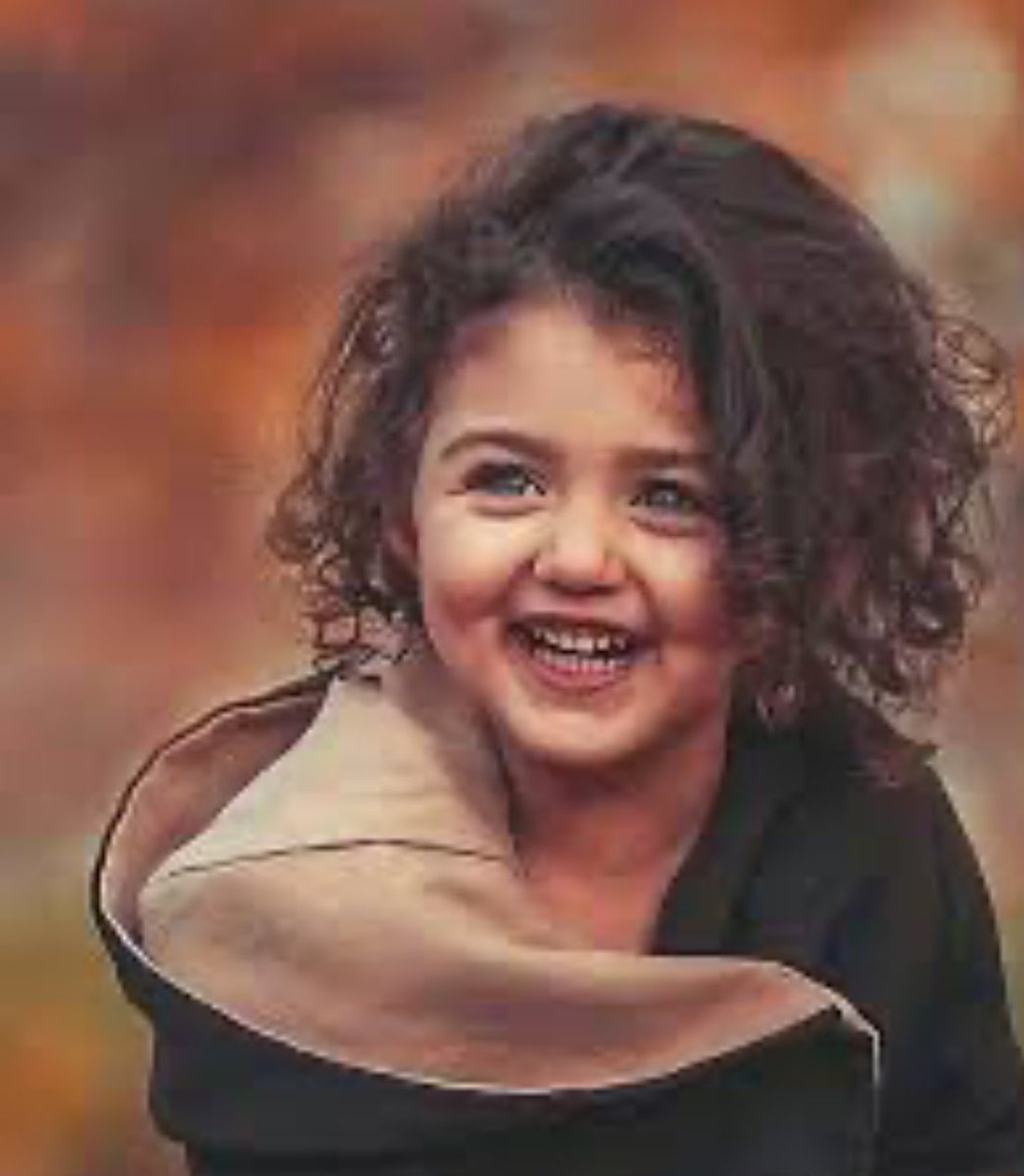 يقول ..

عرق الردى من منبعه لا قطعته
ماهو بلاحقني ورى قطعته عار 

ضرسي شعلته قبل عام وقلعته 
لاعاد تنشدني قبل عام وش صار ..!!

.

.

.