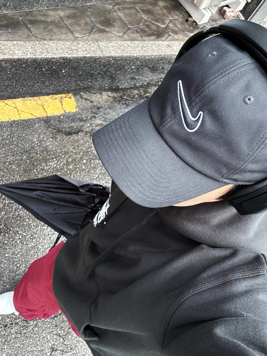 MontOfficial's tweet photo. [📷] 

민트들~ 오늘 추천곡!!
백예린 선배님의 산책 들어보새온🎧

#빛새온 #몬트 
#BITSAEON #MONT https://t.co/F5L7DoAU3b