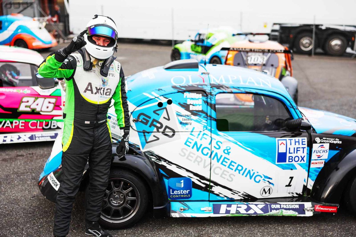 BrsccHQ's tweet photo. A couple of shots from an epic first day of racing at Brands Hatch yesterday!

Be sure to tune in LIVE today for day two on YouTube!

LIVE STREAM - https://t.co/RgAt5BxGJL

LIVE TIMING - https://t.co/39jtyjSvqA https://t.co/EN0CbOMKME