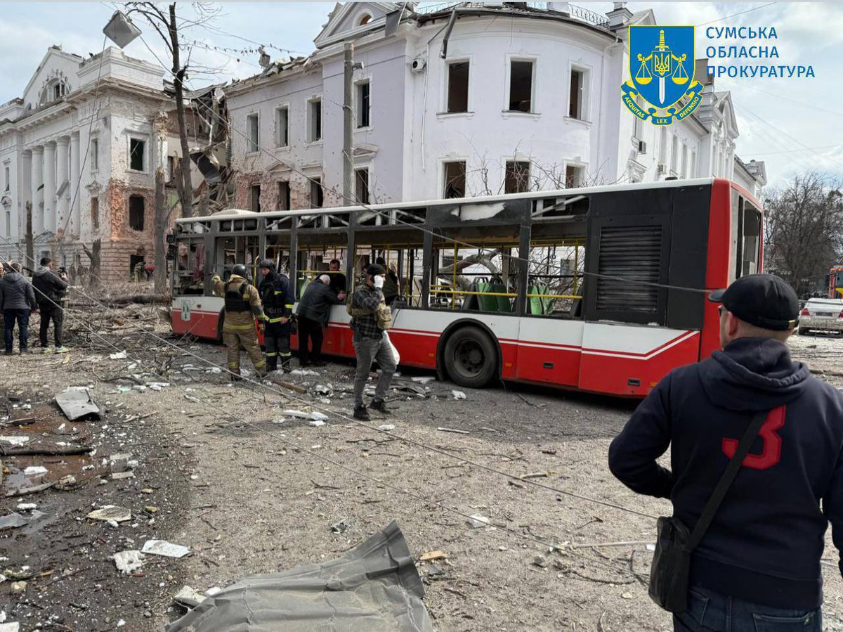 Maks_NAFO_FELLA's tweet photo. 😢 Sumy. 21 dead and already 34 injured https://t.co/UwTJnVvOpy
