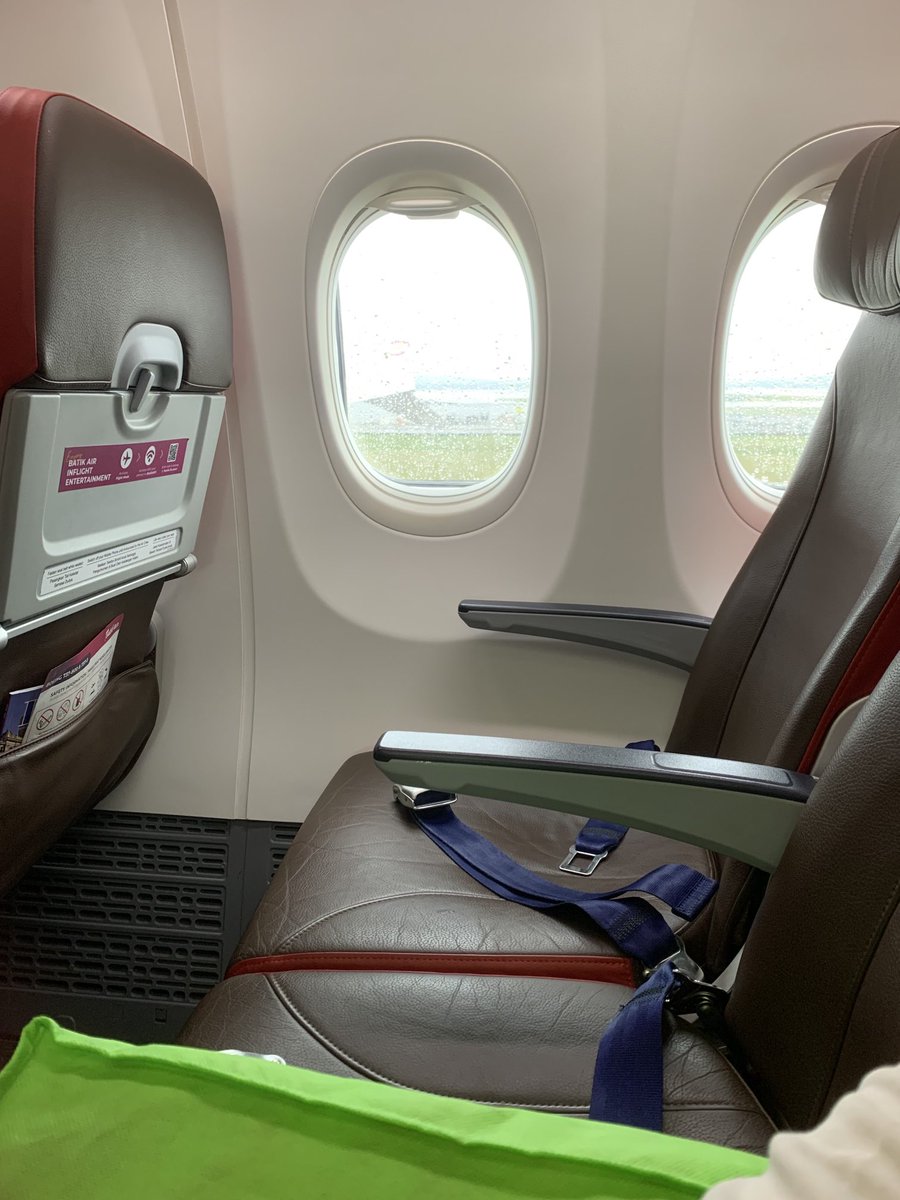 Iskandar008's tweet photo. Tak ada yang nak temankan😅.perjalanan solo..🛫🛬✈️SHRAMZ 🎊🎉🤝guy..🌹 https://t.co/AW0Cxa77KX