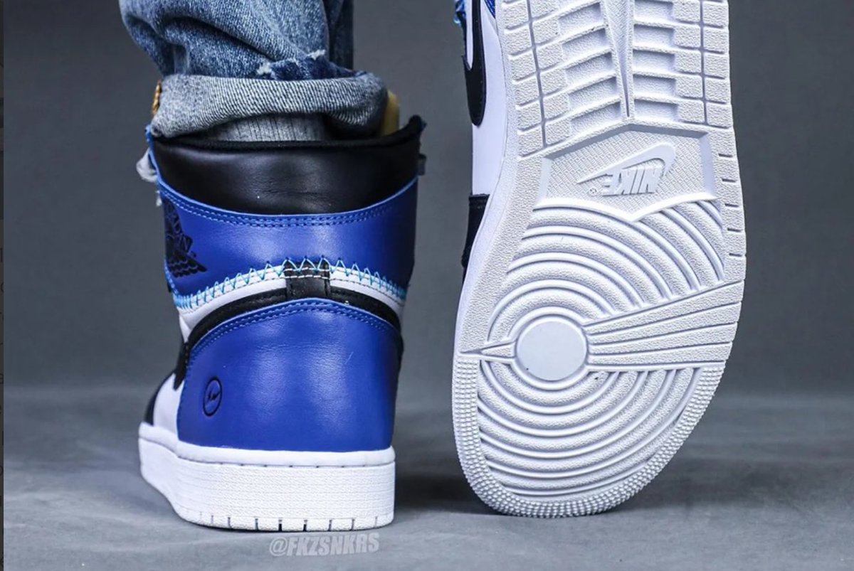 fenom's tweet photo. Fragment Design + Union pour les 40 ans de l'Air Jordan 1 https://t.co/iZN1JwfKur 🎂🎂⚡ https://t.co/THs8xQbTwU