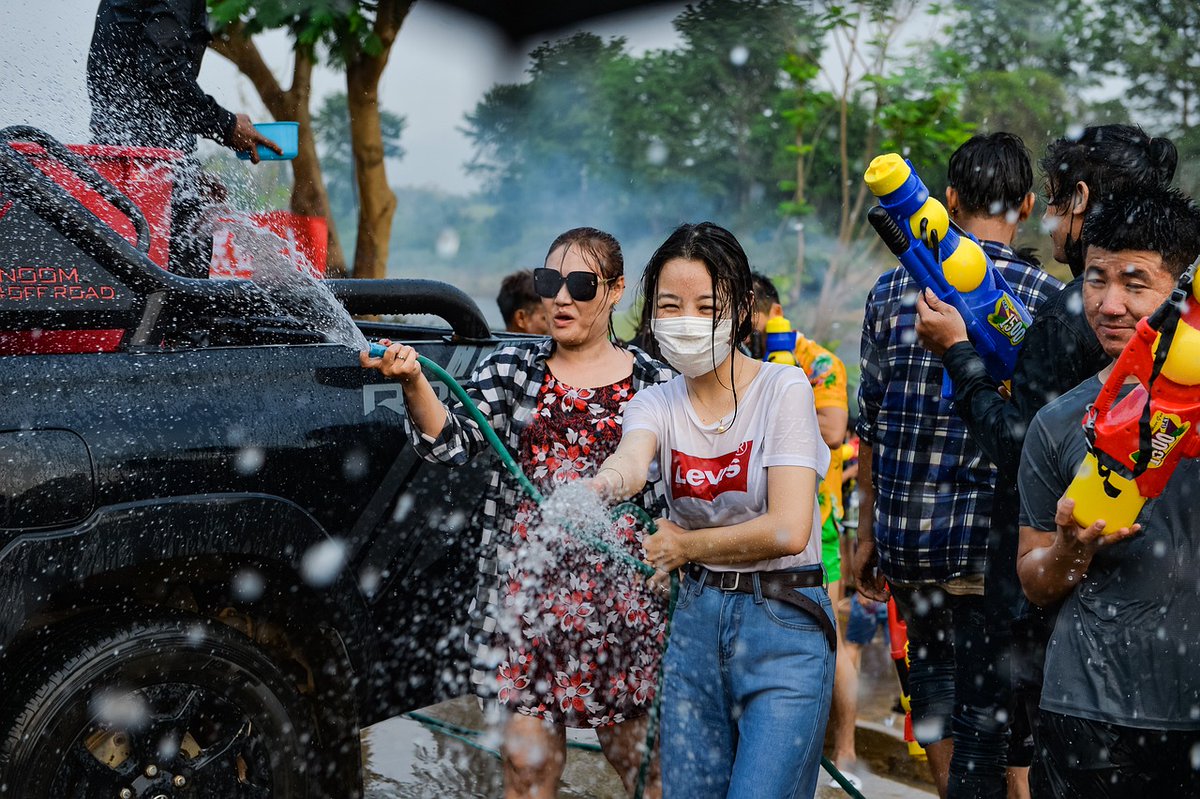 trip_forall's tweet photo. 💦 Songkran 2025 is here! 🇹🇭 April 13–15 marks Thailand’s epic New Year with water fights &amp; cultural joy! 🌊 In places like Chiang Mai, the fun lasts all week! 
💦Experience the magic of Songkran : a once-in-a-lifetime bucket list festival in Thailand!  https://t.co/3hk2mrj1Yi https://t.co/ZIBCApDhpI