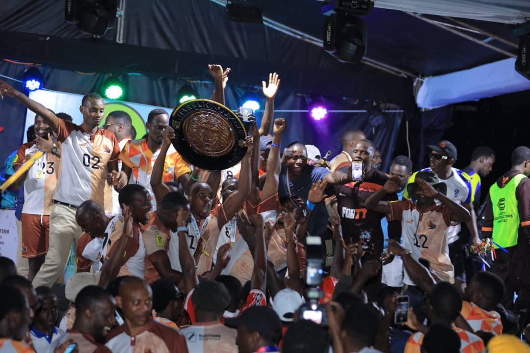 KaggwaLeague's tweet photo. Congratulations @ntare_league for a successful league season, and congratulations to @omujuma upon having your name on the shield.
#Road2FortPortal 
#Akasayi https://t.co/npP9LvARf6