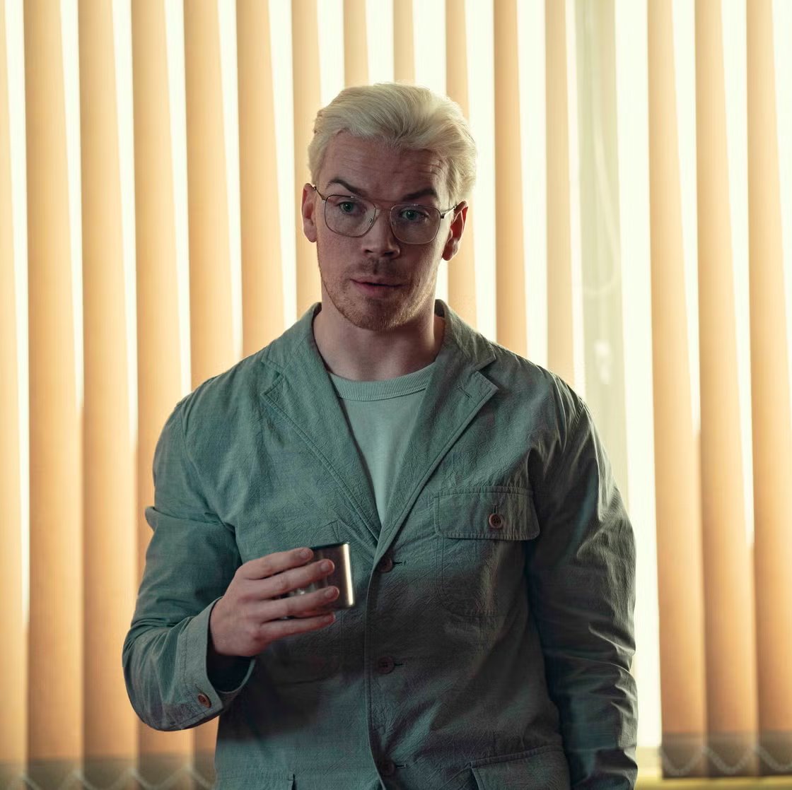 WaldronLewis's tweet photo. BLACK MIRROR WAS A WARNING.

Microsoft now resurrects the dead as AI chatbots.

China's "Nosedive" social credit system banned 30M from travel.

Armed robot dogs patrol war zones.

Season 7 reveals the darkest predictions yet coming true:🧵 https://t.co/CNyCvEuhGc