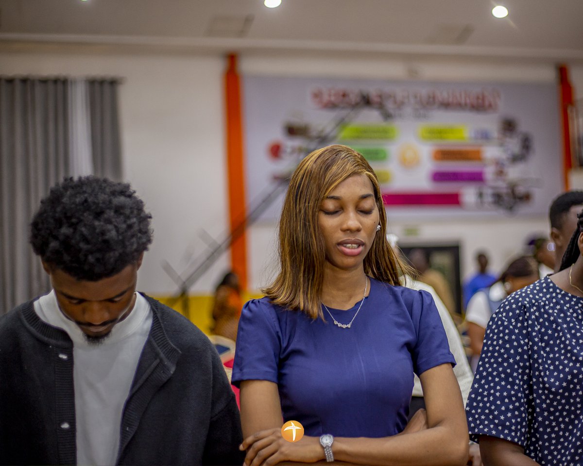 CBCNigeria's tweet photo. We have come this morning to worship our God for His faithfulness over our lives.

#SBLS
#KingdomPower
#CBCGlobal https://t.co/lqVSK5K4Wf