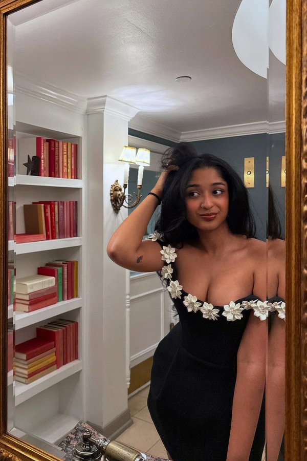 GoZ4NOgWkAA-J6p?format=jpg&name=900x900