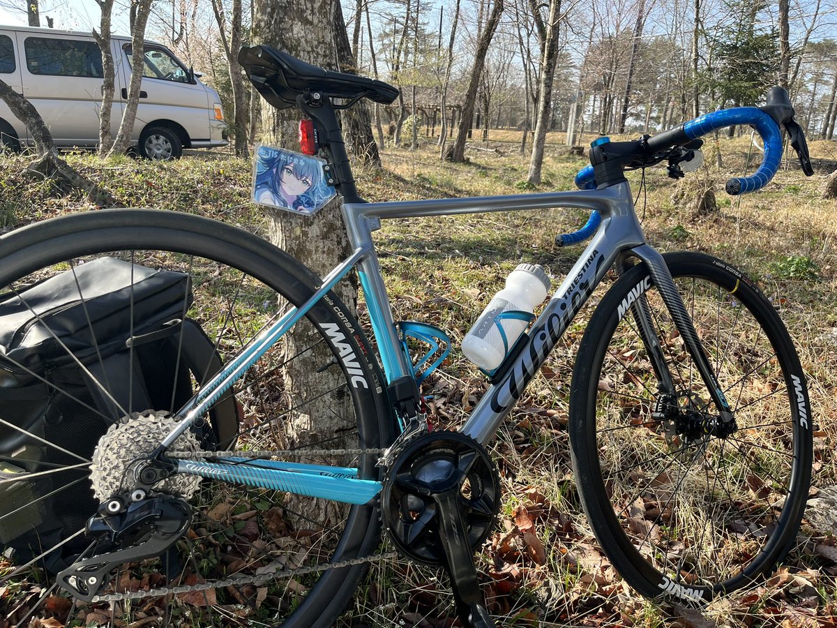 ryousuke1999411's tweet photo. 自転車レースしてきました
忙しすぎて写真はないです https://t.co/chMJwNzmrd