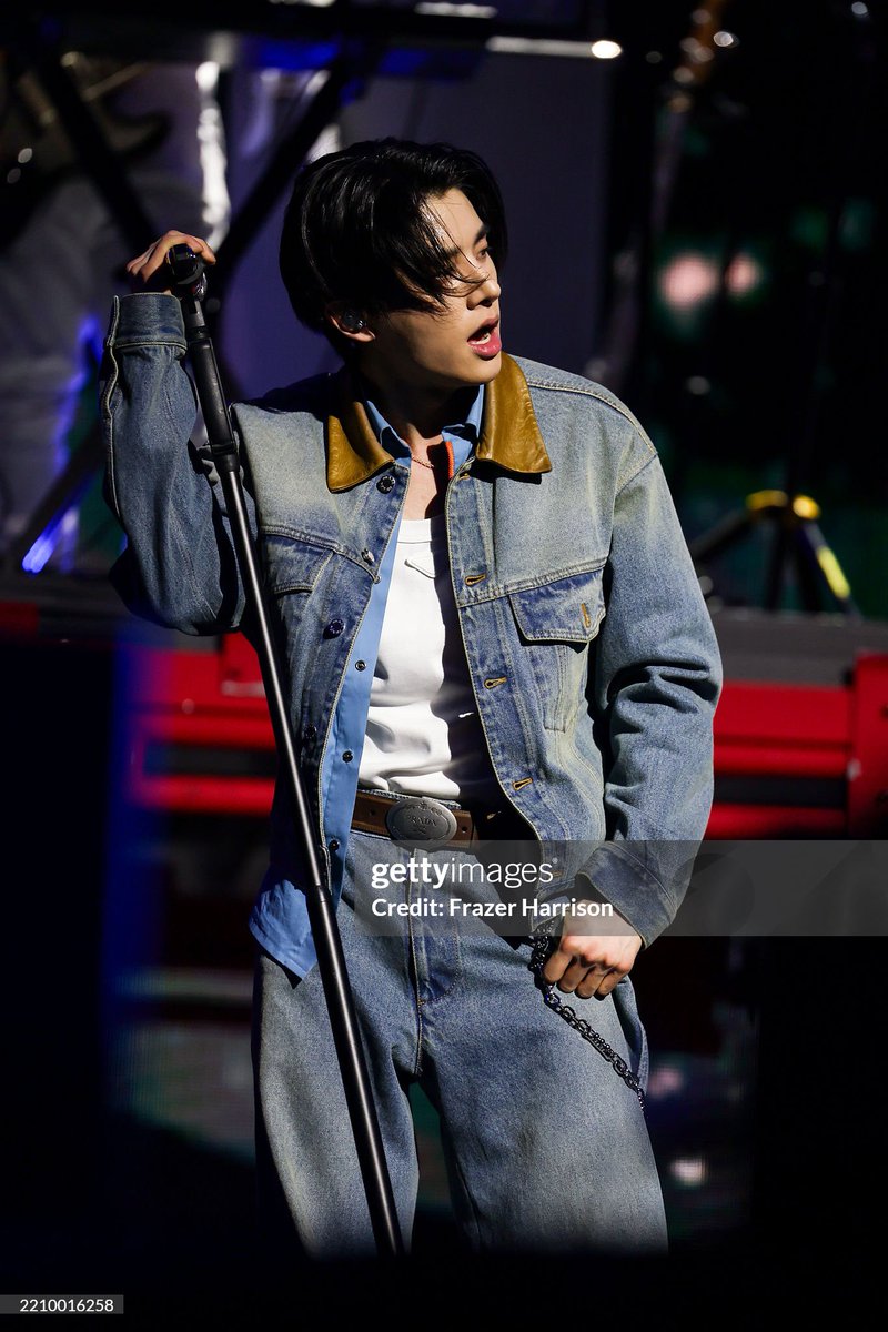 enhypenupdates's tweet photo. [PHOTO] 250413

JAKE at 2025 Coachella Valley Music And Arts Festival - Weekend 1 | Photo by Frazer Harrison for Getty Images (1)

#ENCHELLA #ENHYPEN #COACHELLA2025 https://t.co/IeqR3ns2iO