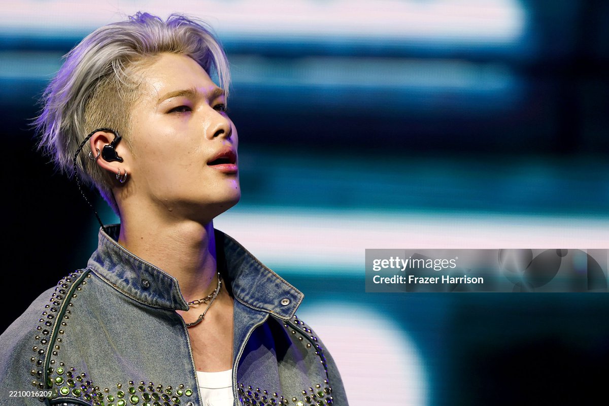 PHOTO] 250413 NI-KI at 2025 Coachella Valley Music And Arts