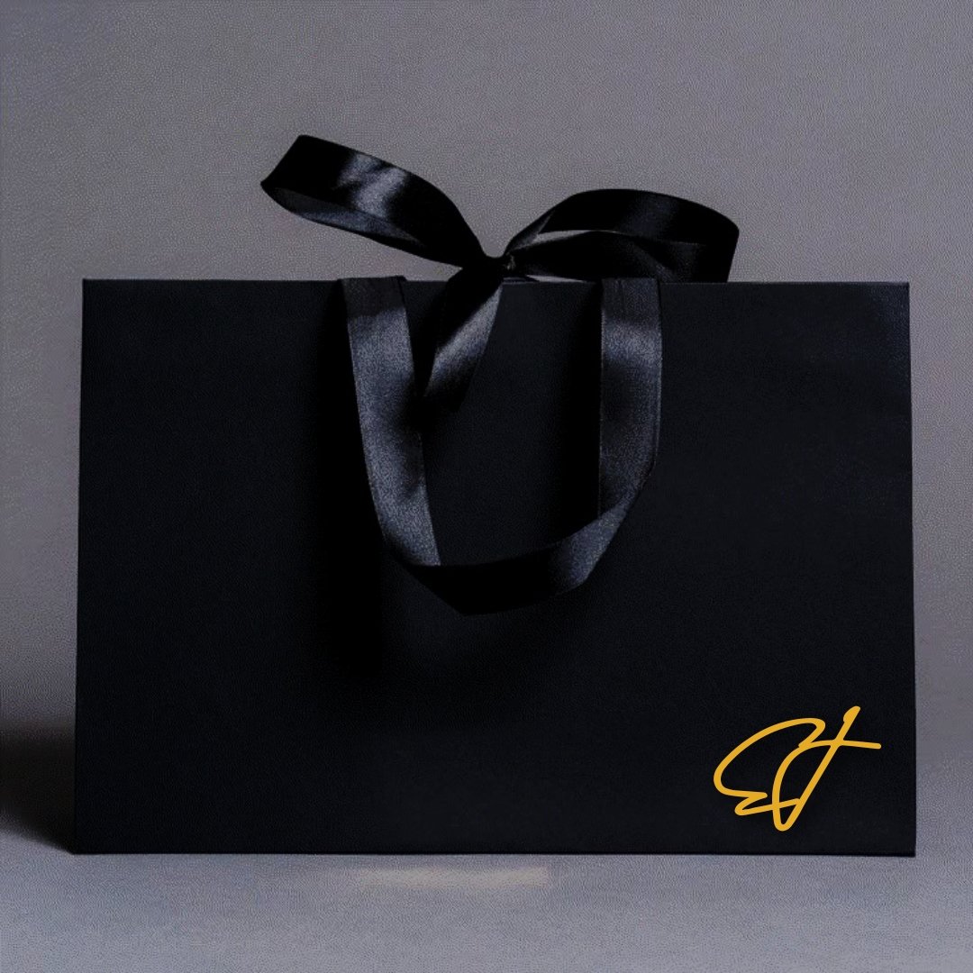 ⠀
𝘏𝘦𝘭𝘭𝘰, 𝘴𝘰𝘮𝘦 𝘱𝘢𝘤𝘬𝘢𝘨𝘦𝘴 𝘩𝘢𝘷𝘦 𝘢𝘳𝘳𝘪𝘷𝘦𝘥 📦
𝘔𝘦𝘴𝘴𝘢𝘨𝘦: (written in the letter ♡⁠˖) 
⠀⠀⠀⠀⠀⠀  — with love, Enver &amp; Jane
⠀