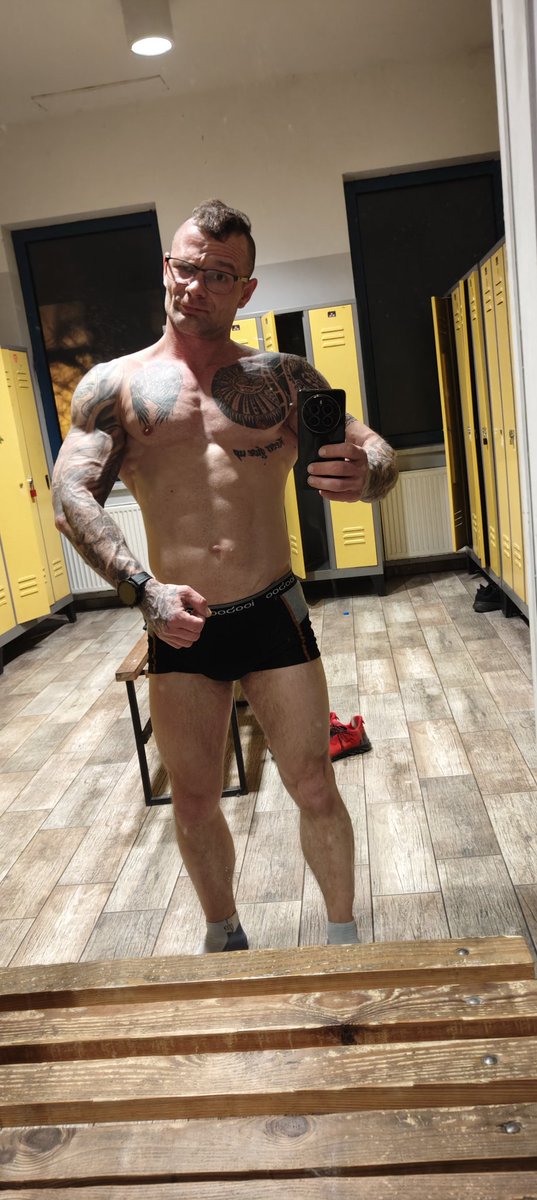 Miłego dnia 😁😀🫣🤪💪🥵 #GymLife #Gymbro #gymmotivation #gym #bigboy #muscle #body #abs #poland #polska #siłownia #sexy #sexyboy #musclemen #NeverGiveUp