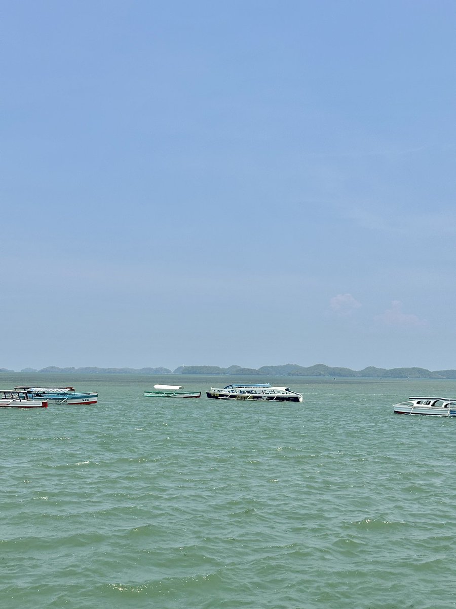 Hundred Islands ✨