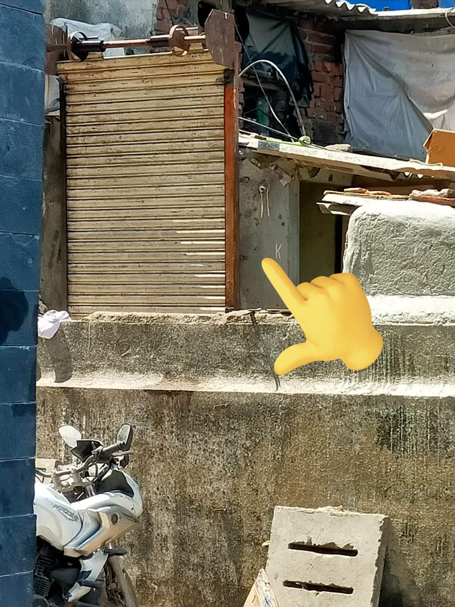 BabuAnna7's tweet photo. R/N Ward,Ward No 3 ,Saibag Nagar,Shanti Nagar Dongri, near Jankalyan bldg ,S.V Rd ,Dahisar (E),Mum-68 – a residential Structure is being illegally converted to commercial use.
MCGM Com: 0723046950
Police Com: 34921297
@mybmc @mybmcWardRN @MumbaiPolice –please take strict action. https://t.co/PVfdnkZ5r1
