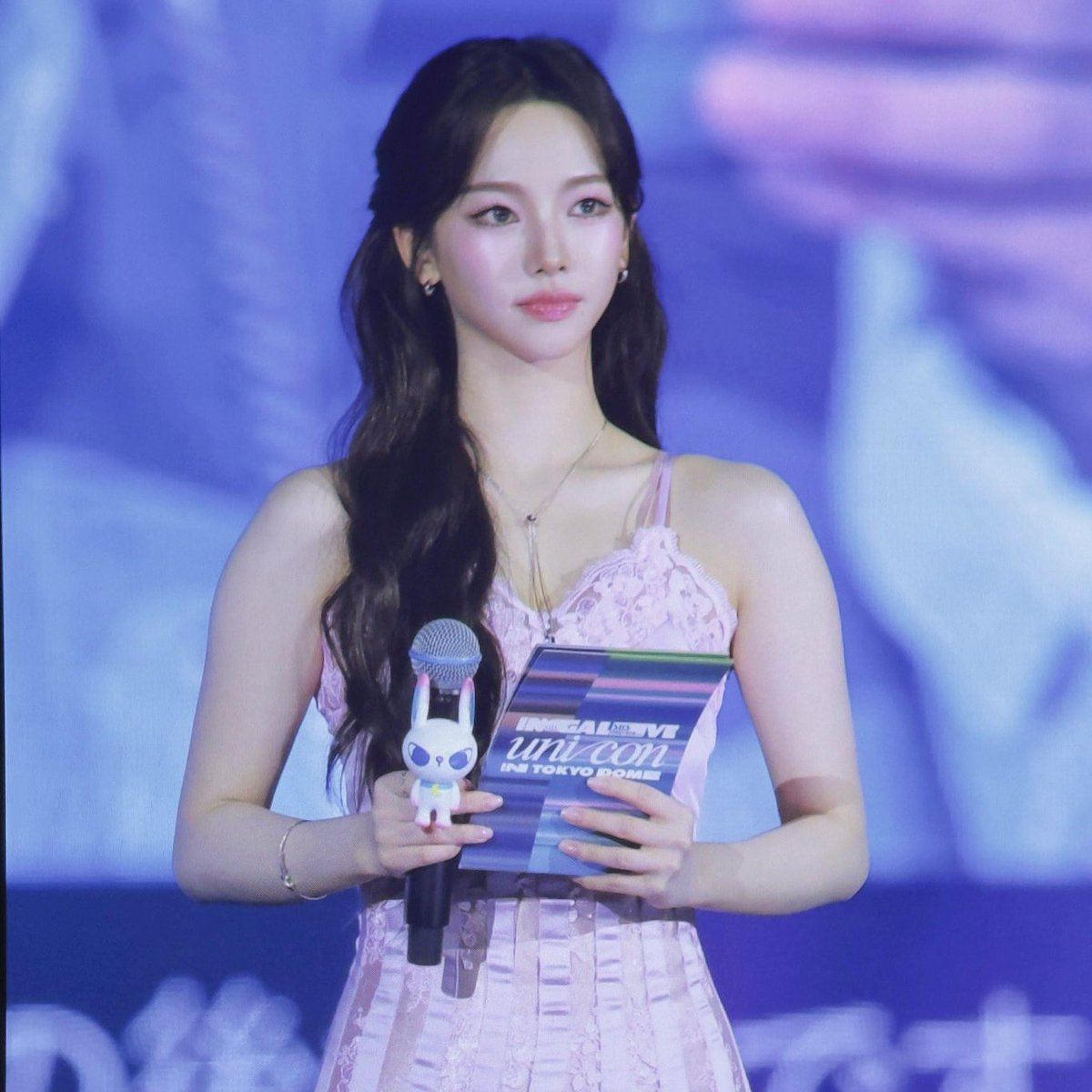 skaect's tweet photo. RT @karinaspics: pink princess 🩷 https://t.co/tiFmBGTZN1