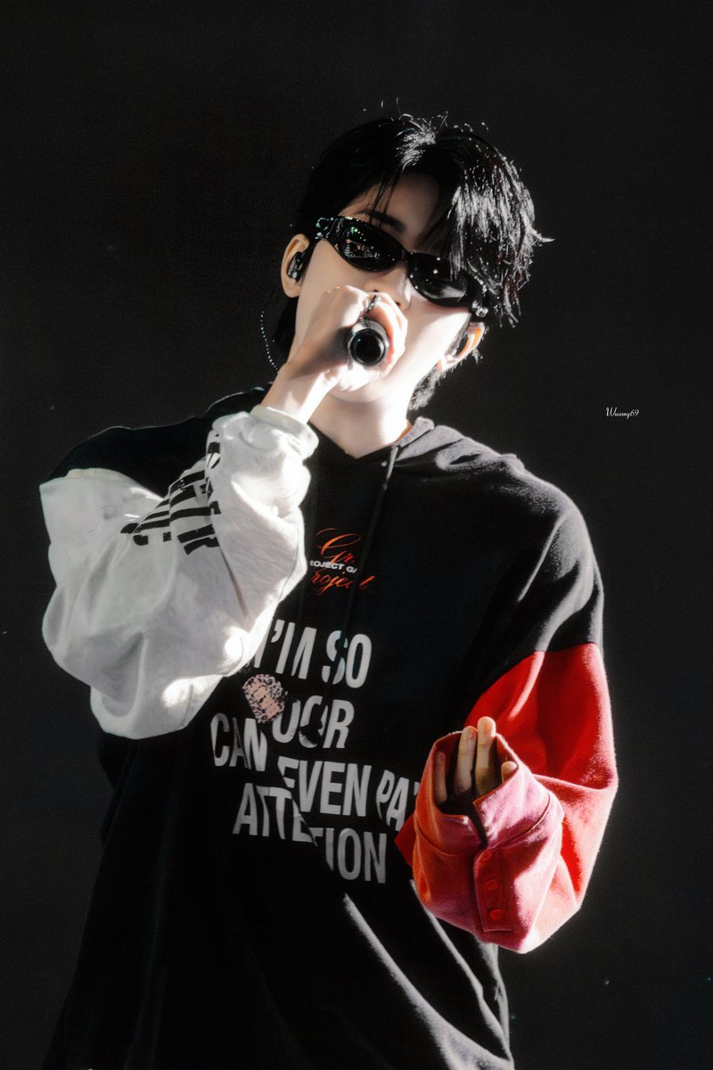 Wuamy69's tweet photo. 250320 CARATLAND D1

Always clap for you🔥

#원우 #WONWOO #ウォヌ
#세븐틴 #SEVENTEEN https://t.co/IuY7k3JDcF