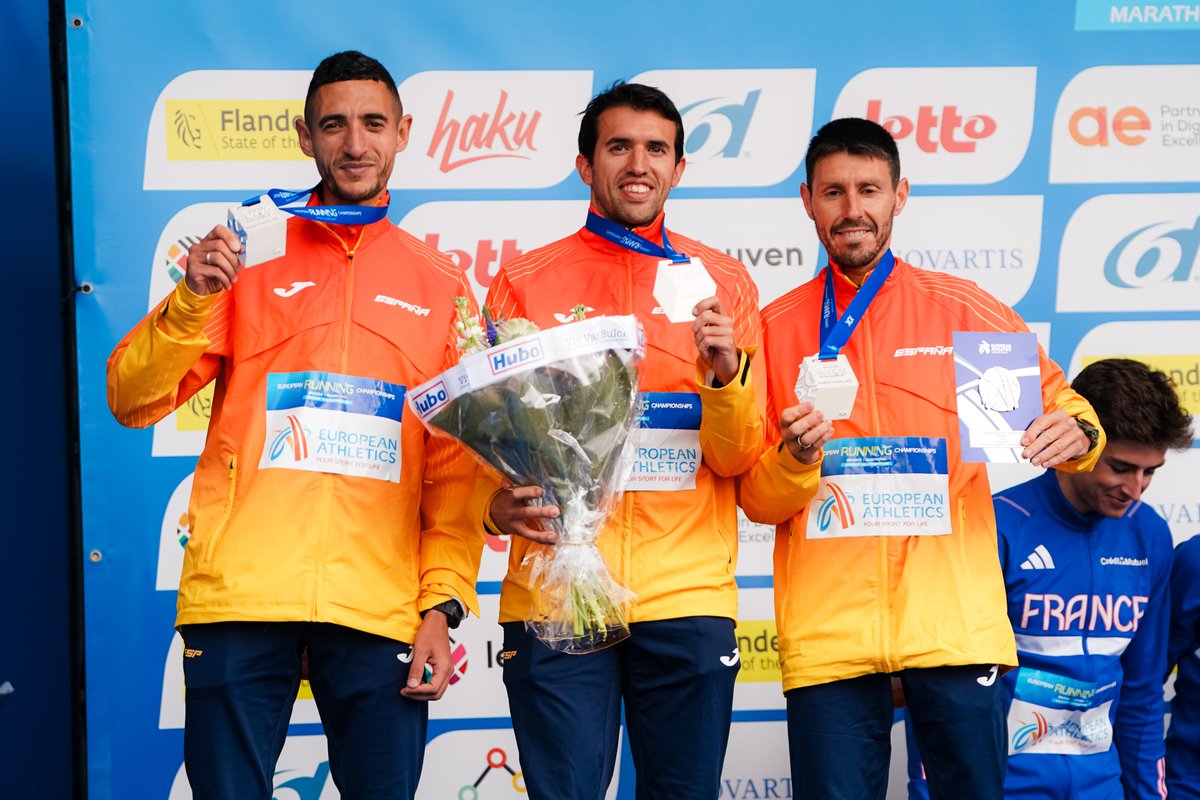 atletismoRFEA's tweet photo. El tercer podio #EspañaAtletismo #BrusselsLeuven2025 🖤💛 ❤️

SUBCAMPEONES DE EUROPA POR EQUIPOS 🥈

@jesusramosrevie,@perez_chiki,@IliasFifa 👏👏👏

 #PasiónPorCompetir 

📊 https://t.co/qIfMv5Ds1z 📺 @rtveplay https://t.co/ui1nr2t32r