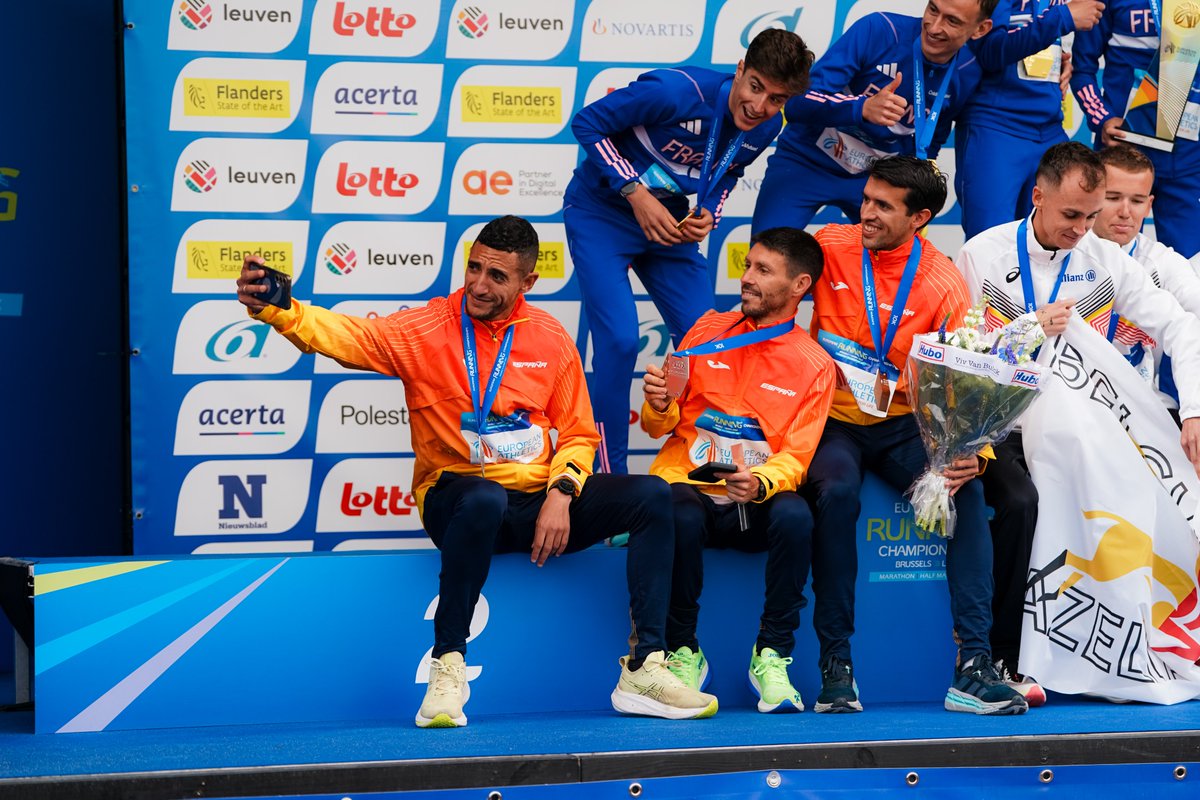 atletismoRFEA's tweet photo. El tercer podio #EspañaAtletismo #BrusselsLeuven2025 🖤💛 ❤️

SUBCAMPEONES DE EUROPA POR EQUIPOS 🥈

@jesusramosrevie,@perez_chiki,@IliasFifa 👏👏👏

 #PasiónPorCompetir 

📊 https://t.co/qIfMv5Ds1z 📺 @rtveplay https://t.co/ui1nr2t32r