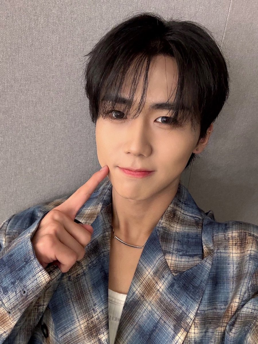 방토 (@bang_tomato) / Posts / X
