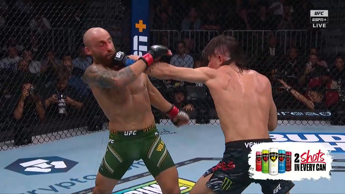 taboutsports's tweet photo. WHAT A FIGHT 

#UFC314 https://t.co/mGyaL8Jup8