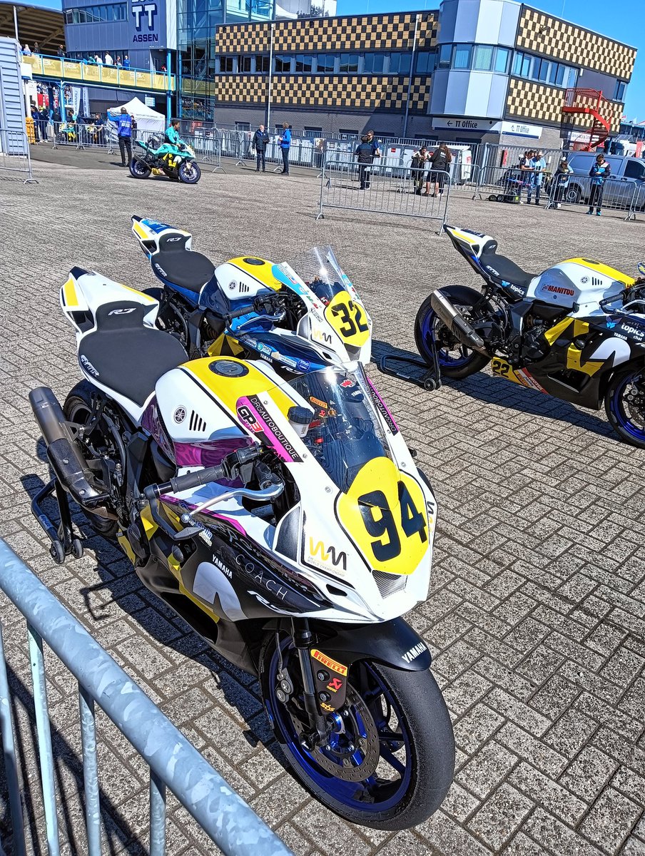 mikillernl's tweet photo. Yesterday went to the #DutchWorldSBK and had VIP tickets from a team my father sponsors. Had an absolute blast and I still get surprised every time how f*ing fast they go and how loud it is. 

2 Dutch wins (including from the guy we got the tickets from) so happy days. https://t.co/Tz2AXyO8oL